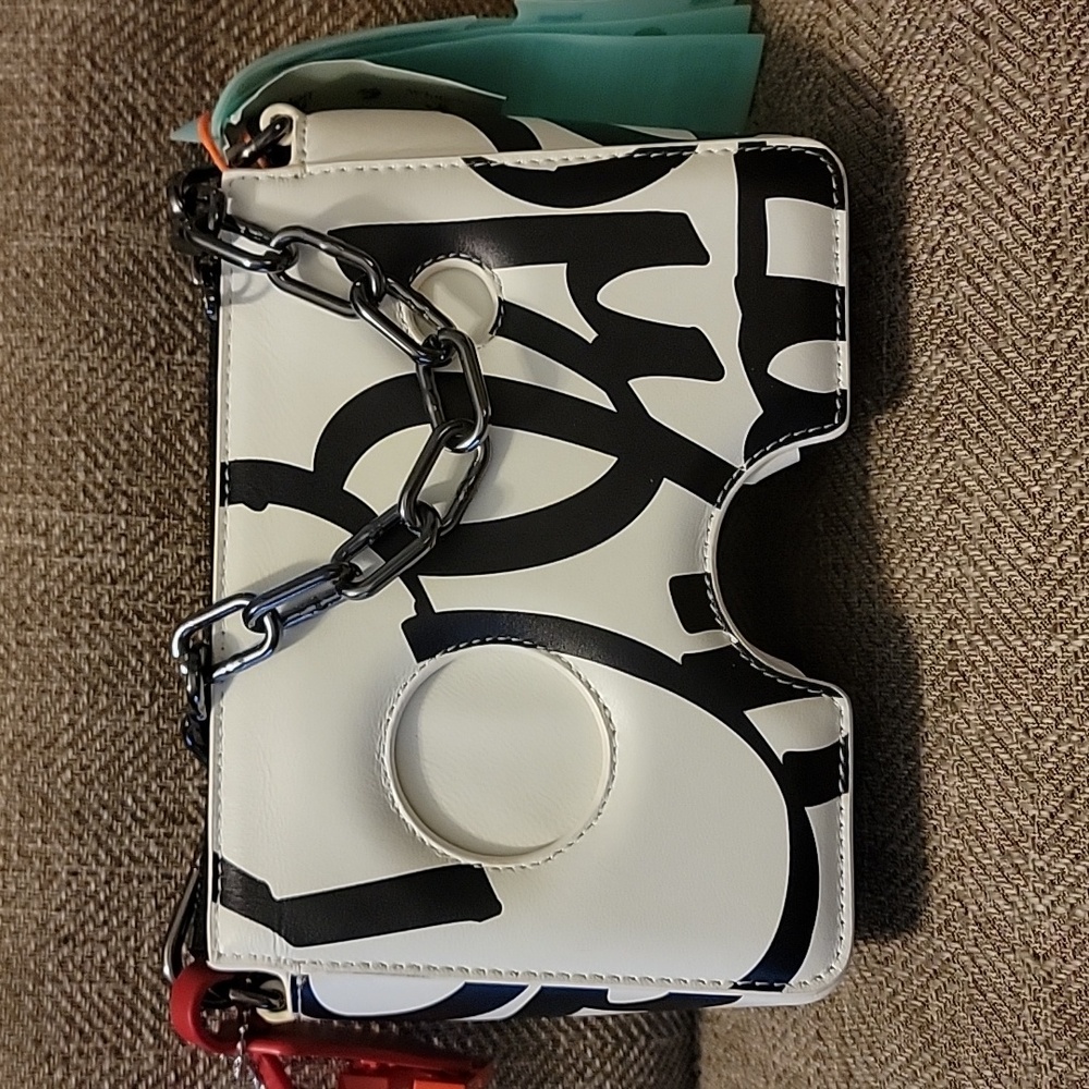 Black and White Designer Women's Bag NWT - Picture 3 of 4